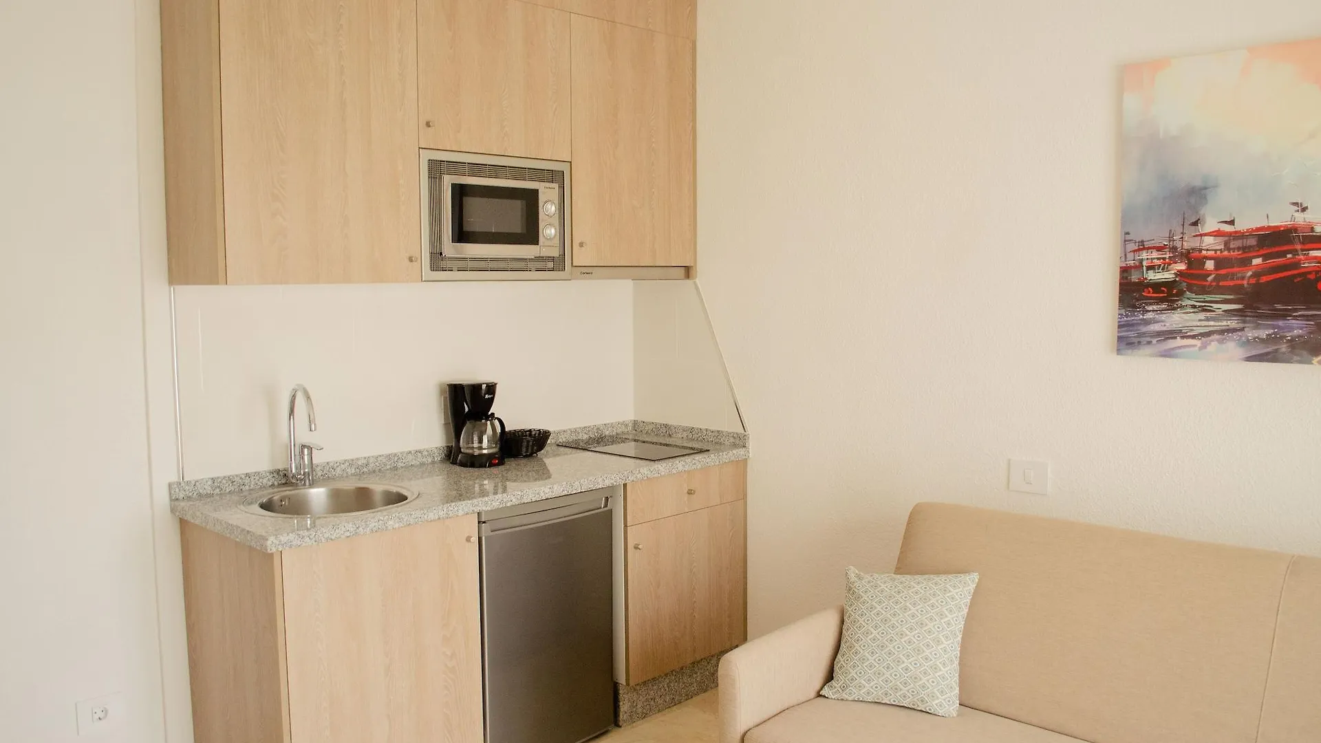 Klayman Olivina Aparthotel Los Cristianos  3*, Los Cristianos (Tenerife)