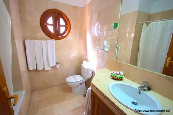 לוס כריסטיאנוס Klayman Olivina Aparthotel
